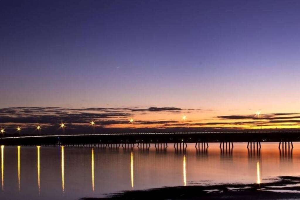 Bribie Island Unit With Pool - Amazing Beaches & Lifestyle! Bongaree Экстерьер фото